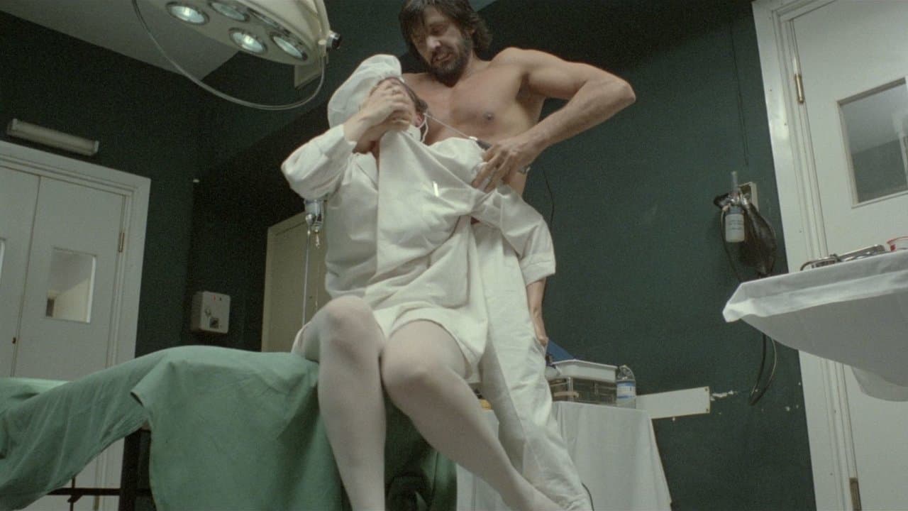 Terror sin límite (Absurd)