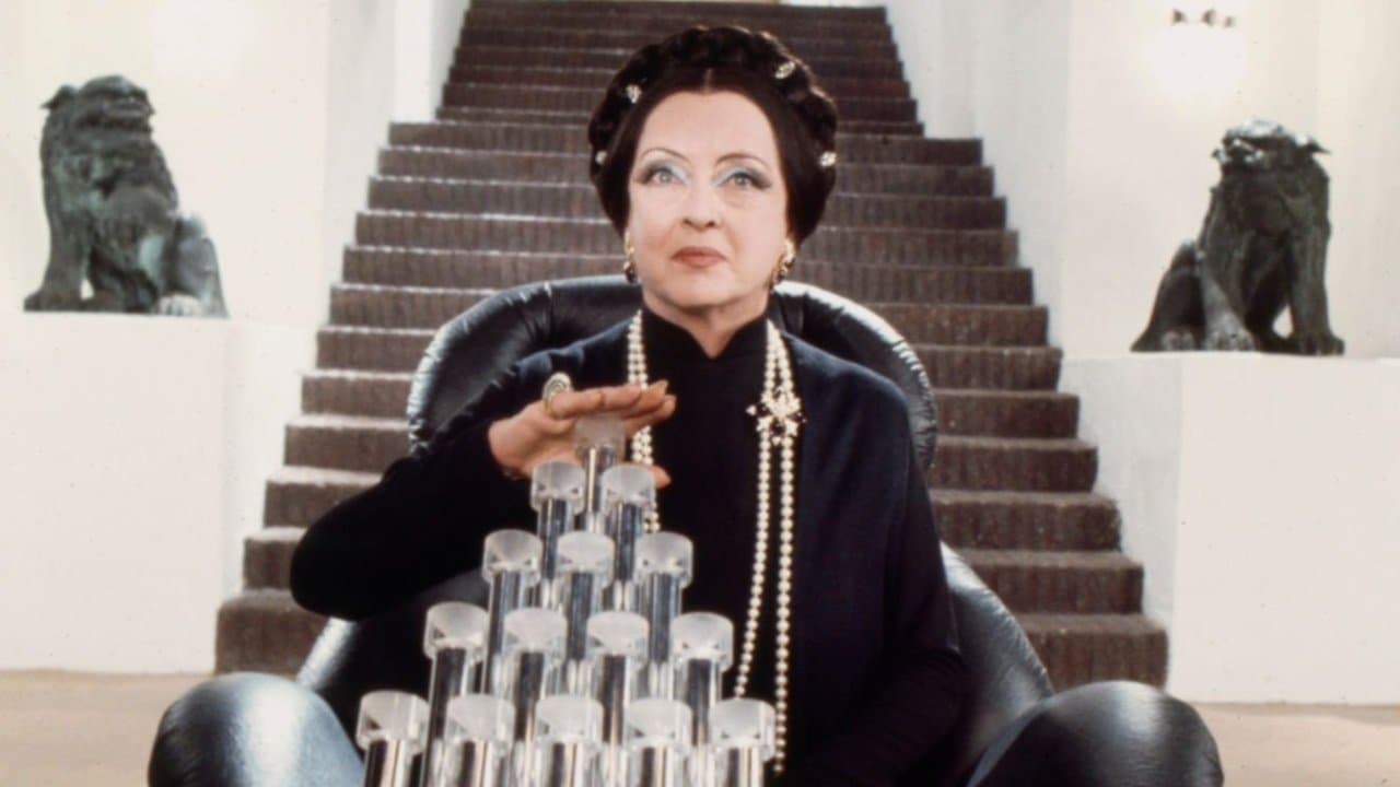El mundo extraño de Madame Sin