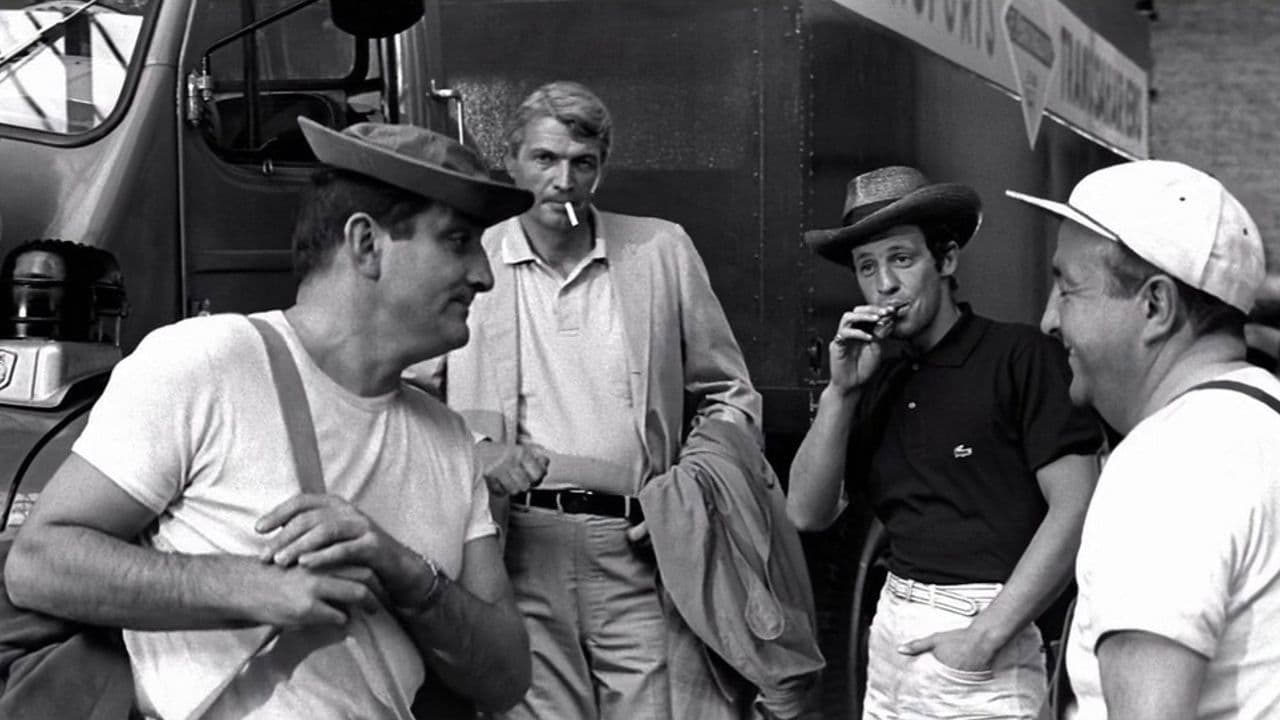 Cien mil dólares al sol