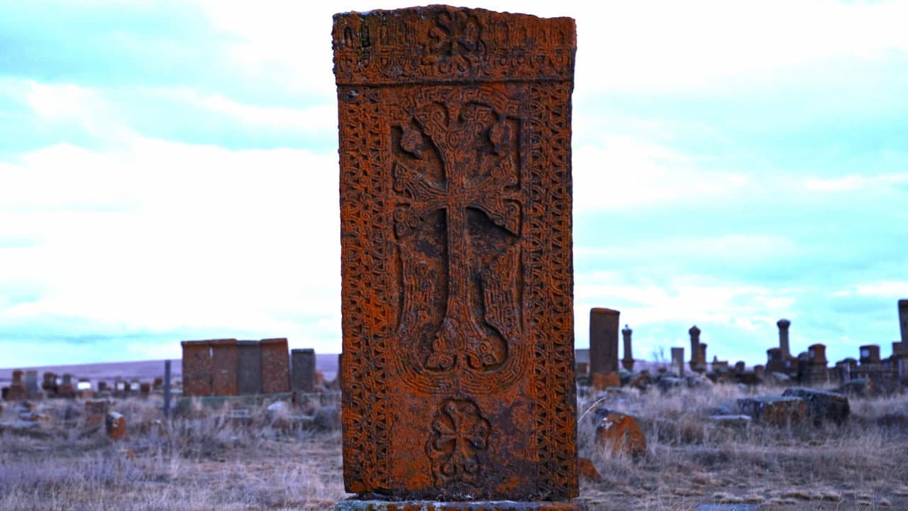 Մահարձան