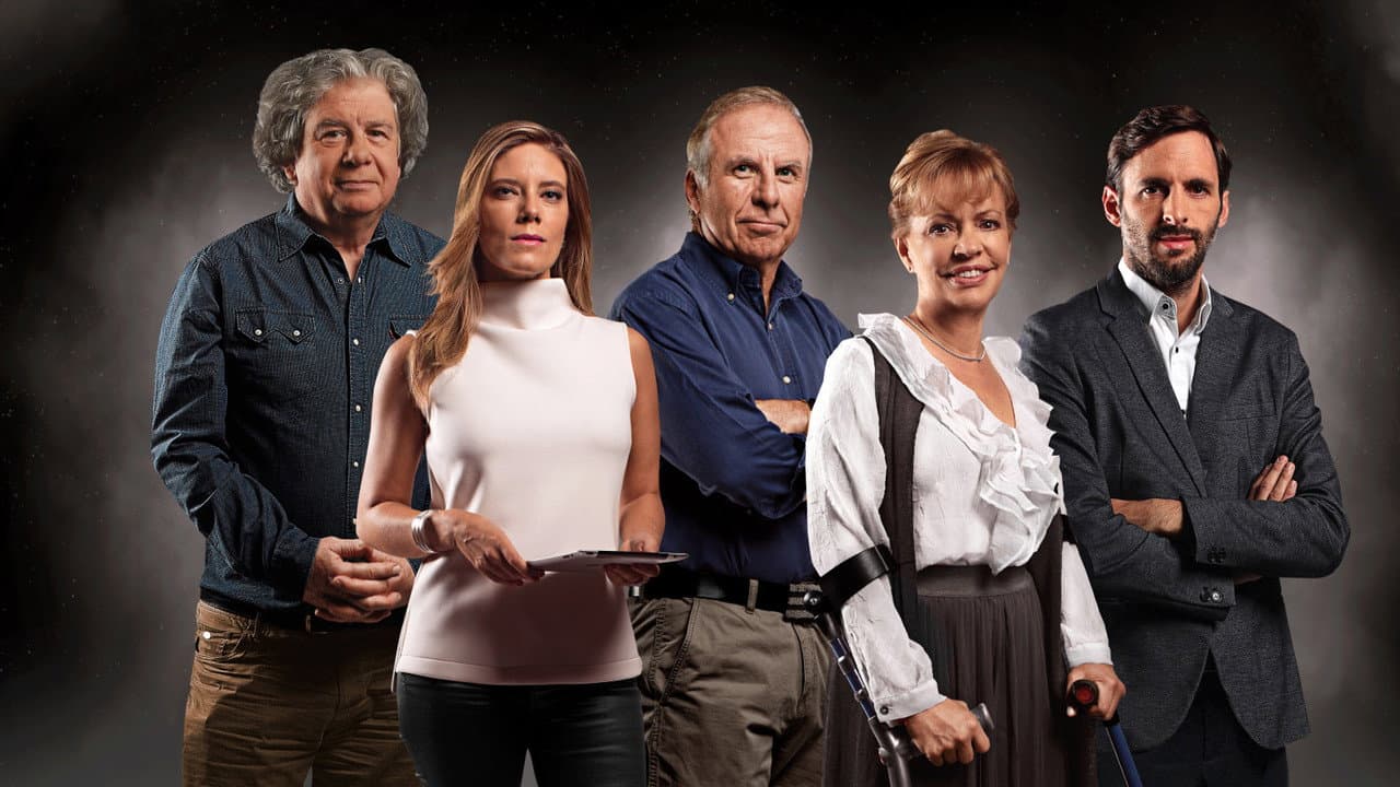 Panelistas de Tolerancia Cero hablan de bombardeos de poemas