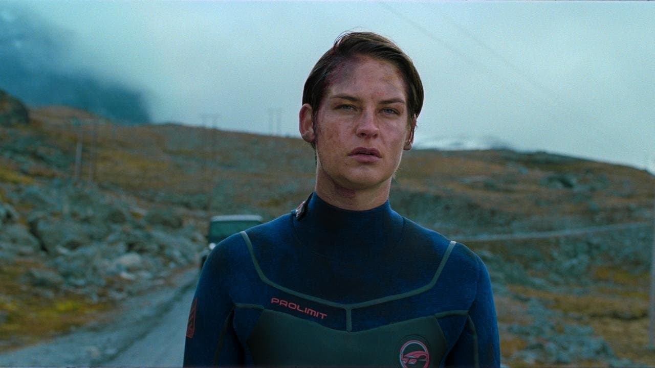 La cueva, descenso al infierno