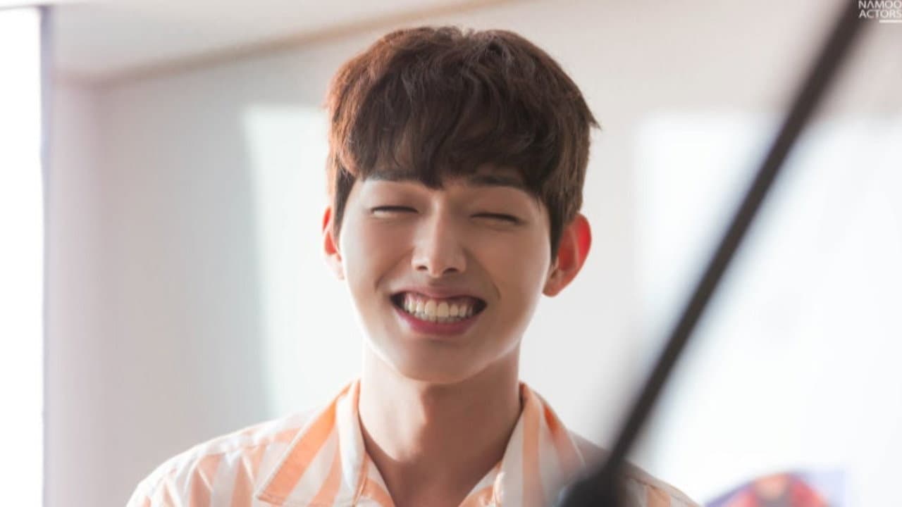 눈 떠보니 세 명의 남자친구