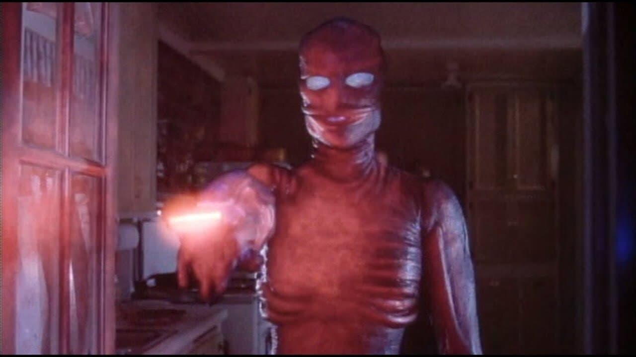 Los extraños visitantes