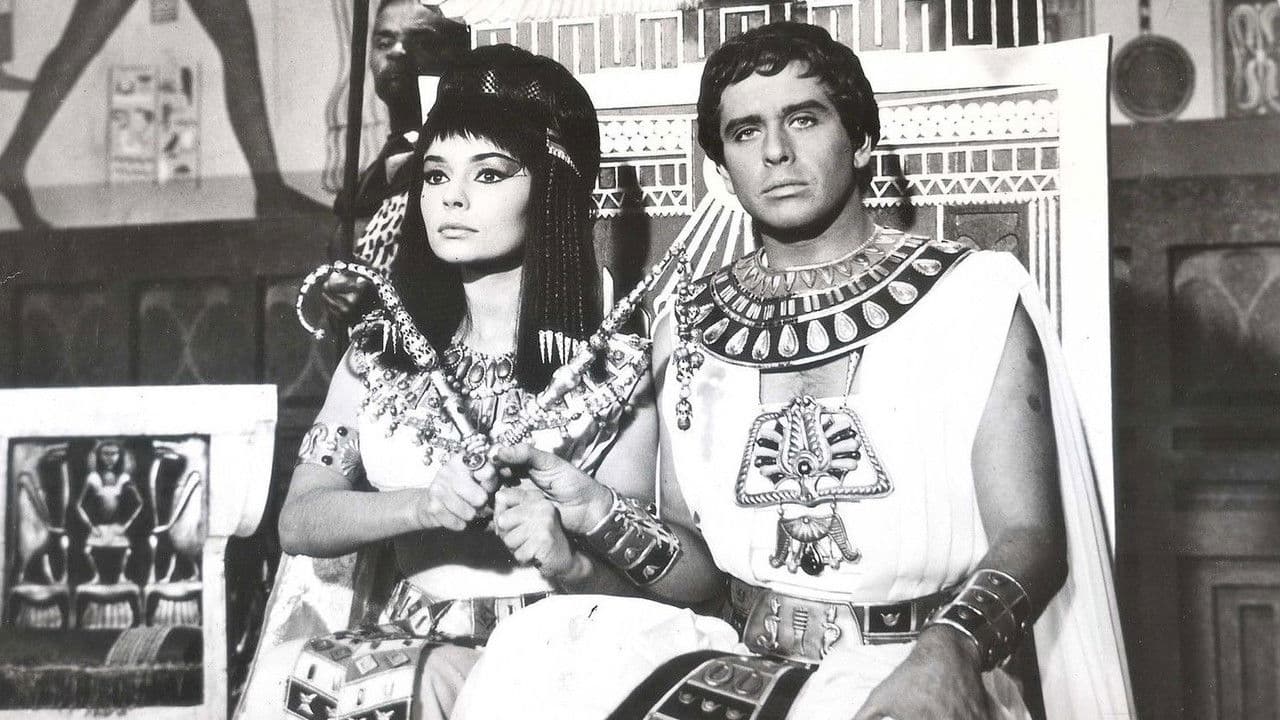 Una reina para el César