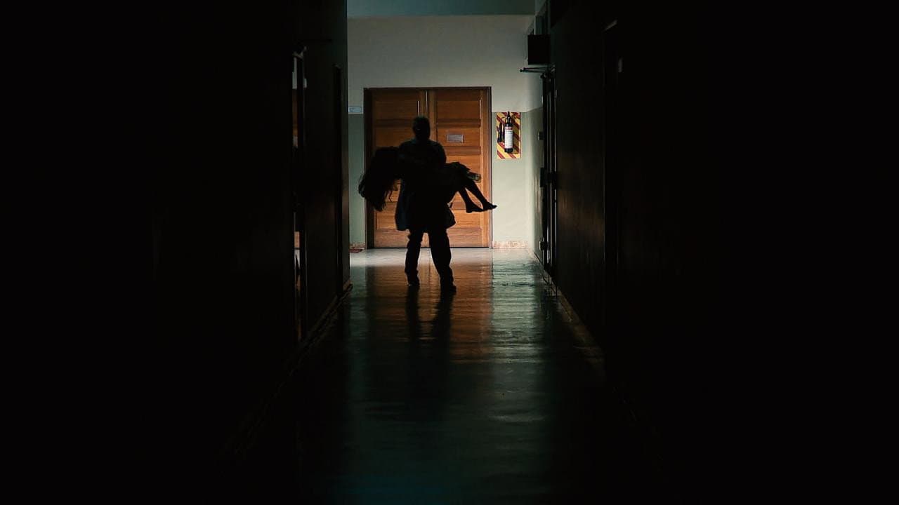සුළඟ ගිනි අරන්