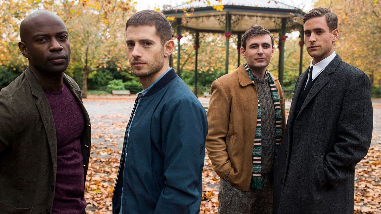 El hombre de la camisa naranja