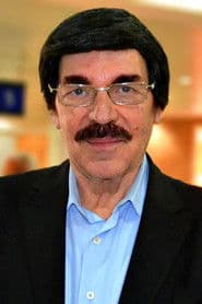 ياسر العظمة