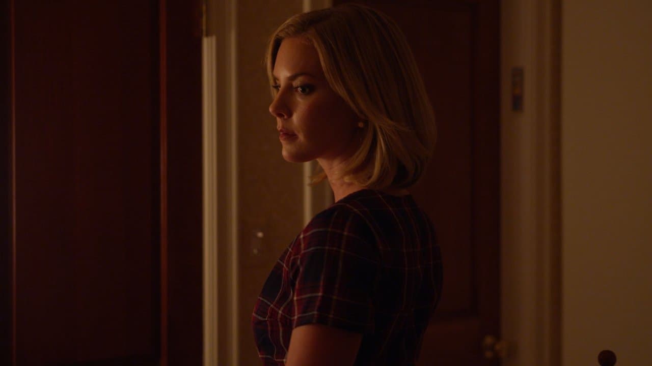 Una extraña en la familia